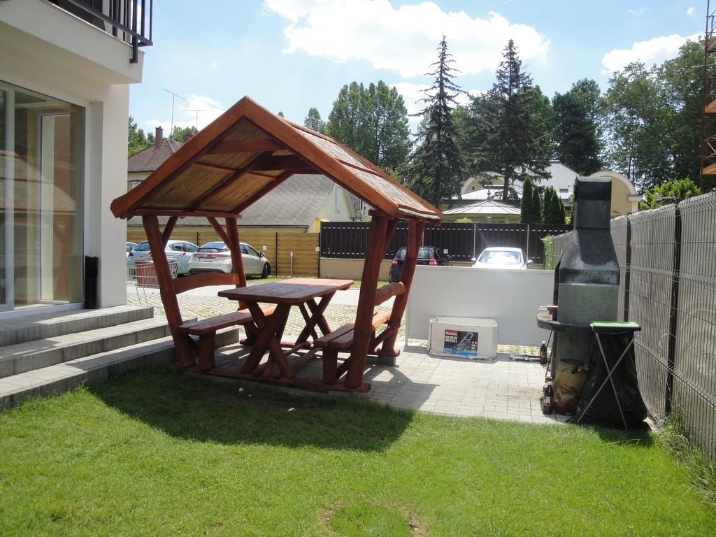 Bamboo Wellness Apartment Siófok Chambre photo